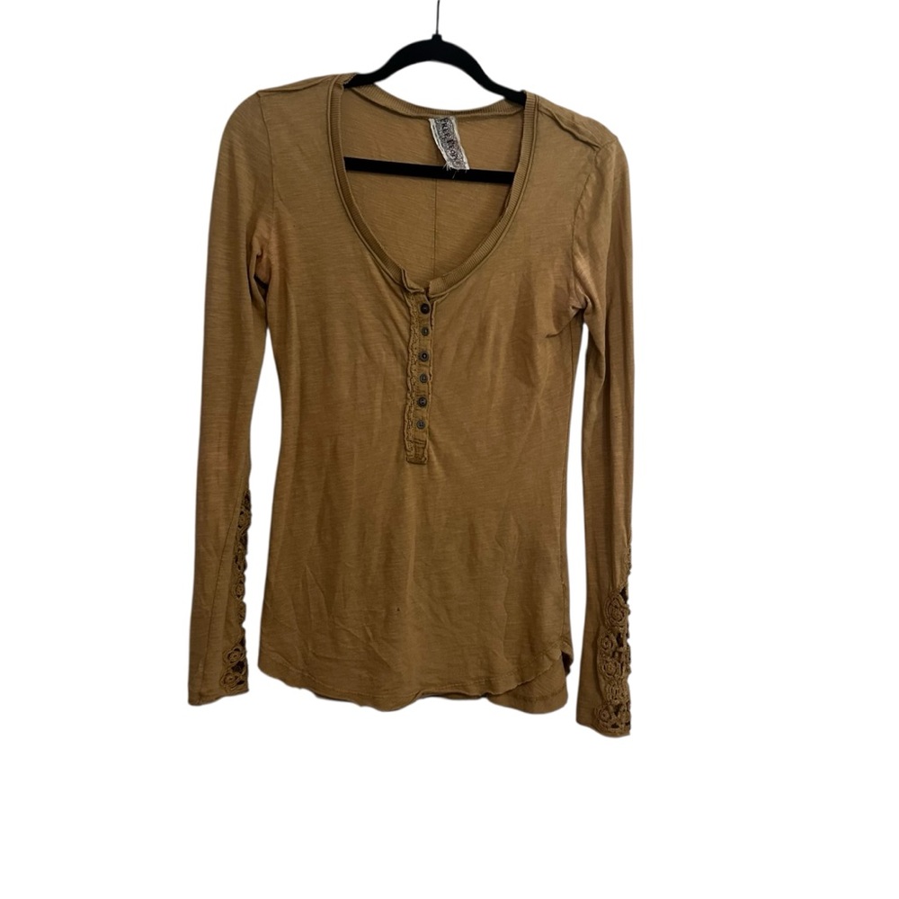 We The Free Henley Tee Shirt Long Sleeves Crochet Detail Boho Womens X Small